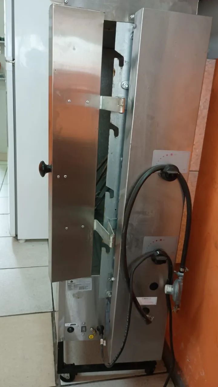 Vendo frangueira a gás 