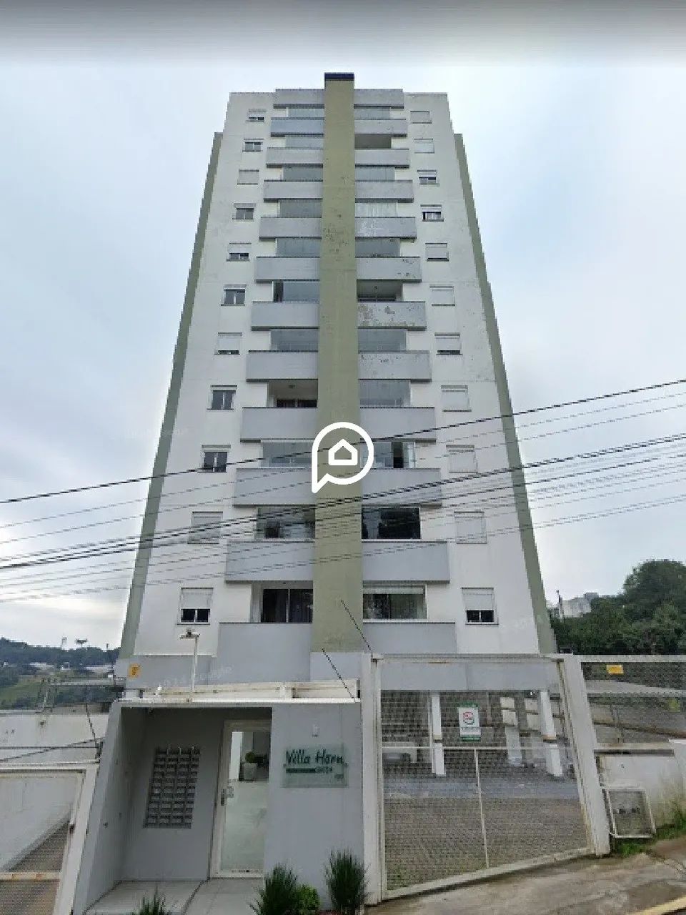 Apartamento semi mobiliado