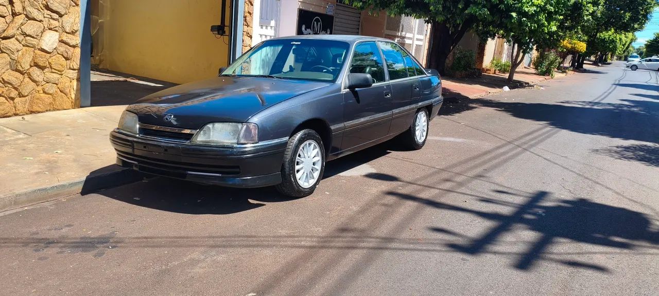 Chevrolet Omega GLS 2.2 / 2.0 (álcool) 1994