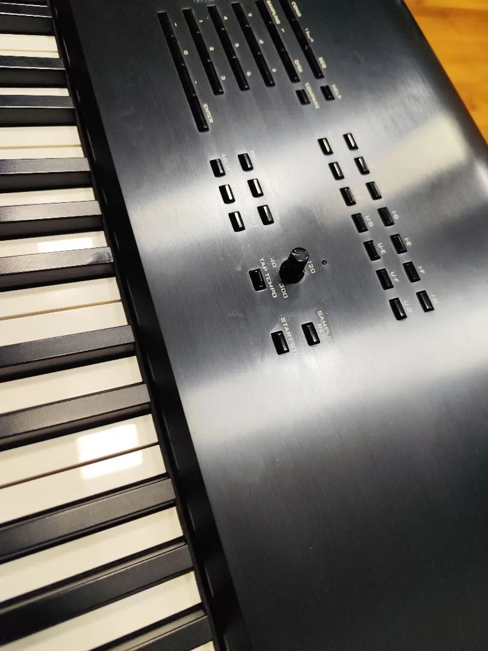 Korg Kronos X 73 - Foto 5