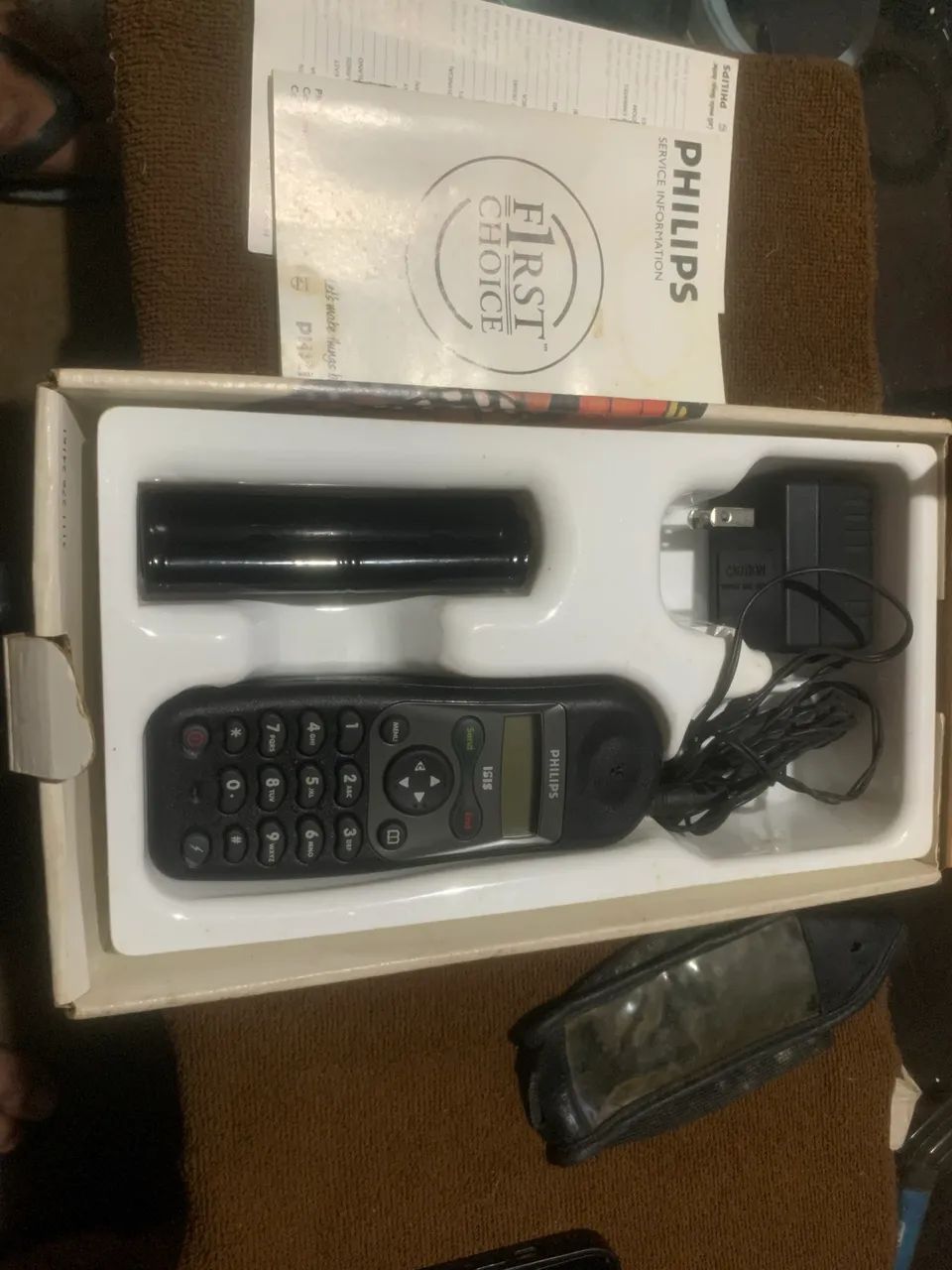 Antigo telefone celular colecionável Philips Isis.   - Foto 2