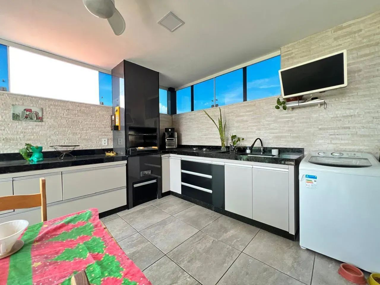 Apartamento com 3 quartos sendo 1 suíte 2 banheiros 2 vagas - Foto 5