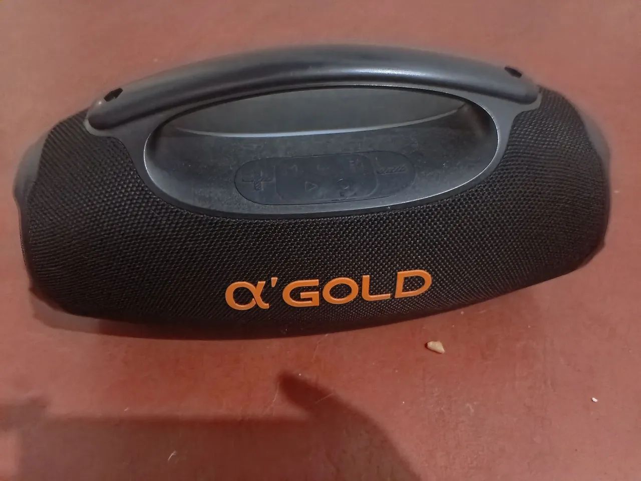 Caixa de som pouco usada 