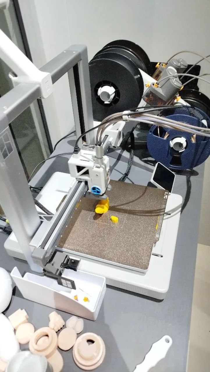 Vendo Bambu Lab A1 com AMS + SECADORA DE FILAMENTO + Filamentos