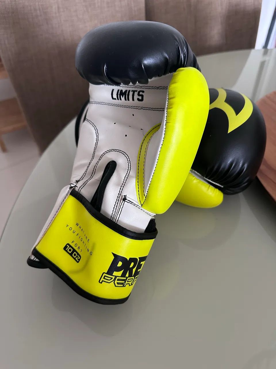 Luva Pretorian Boxe Muay Thai Black - Foto 2