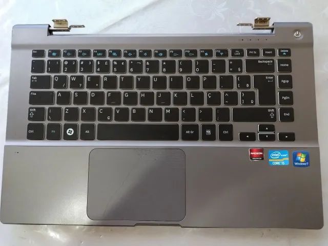 Teclado de Notebook - Peça de Hardware