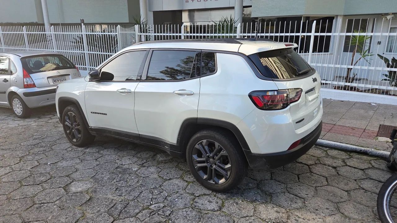 Jeep Compass Longitude Night Eagle 1.3 Flex 2025 - Foto 3