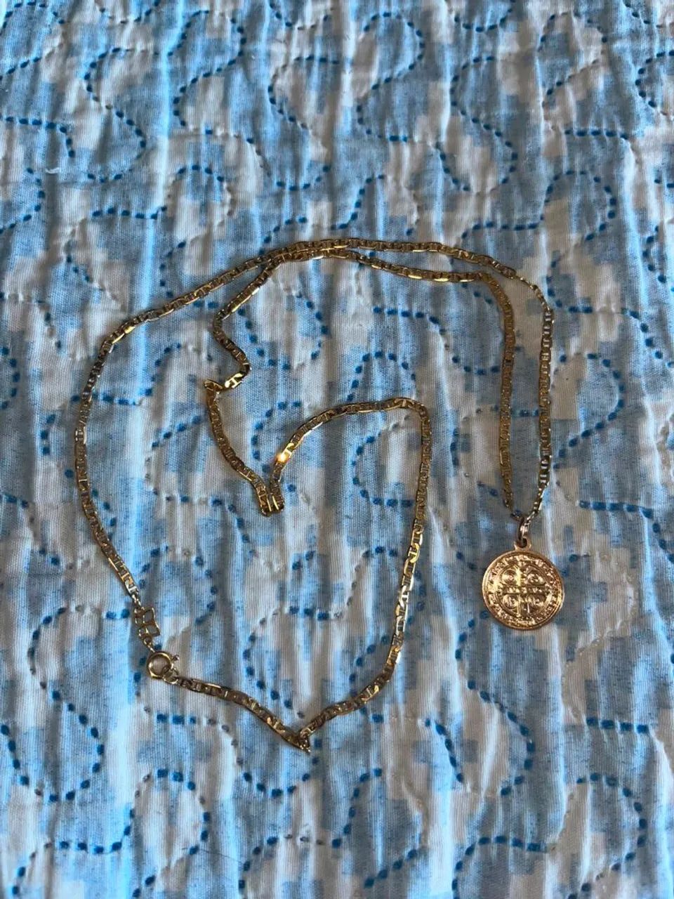 Cordão e medalha da Rommanel.
