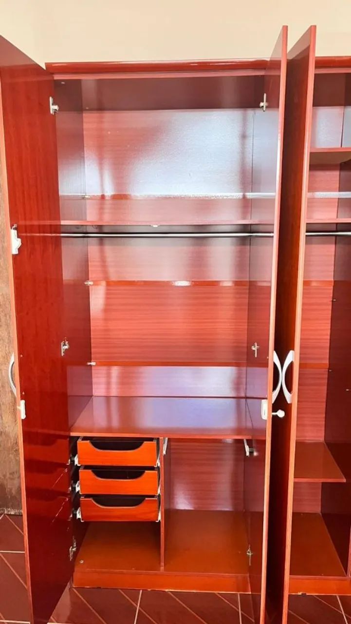 Guarda-Roupa de Casal Gigante e Super Resistente - Foto 4