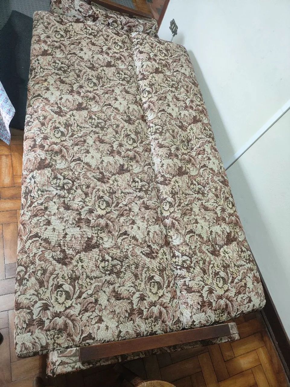Sofá- cama Antigo - Foto 4
