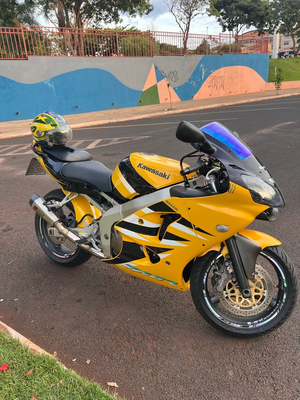 Kawasaki Zx-6r 600cc 2002 - 1469778457 | OLX