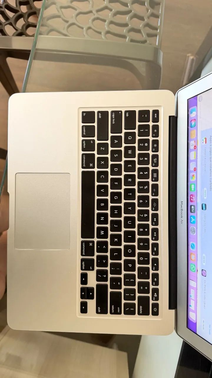 Mac Book Air 13'', 2017, modelo A1466 - Foto 3