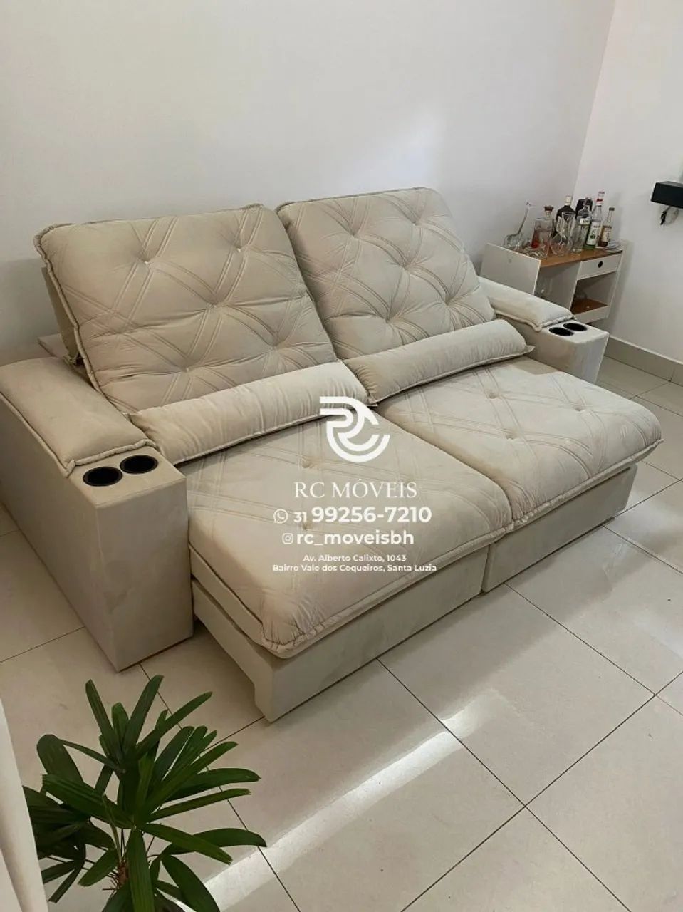 Sofá Retrátil Reclinável Cuiabá com Porta Copos D33 Molas Ensacadas - Foto 5