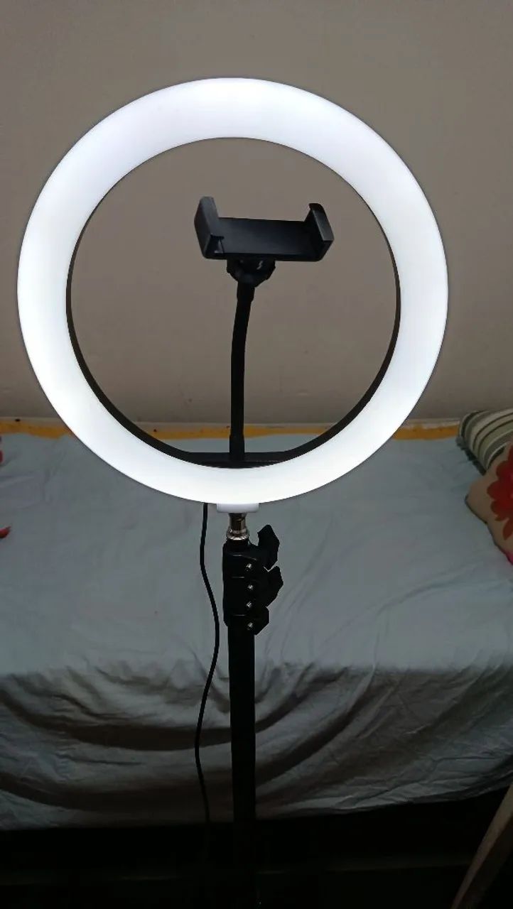 Ring light com tripé  - Foto 3