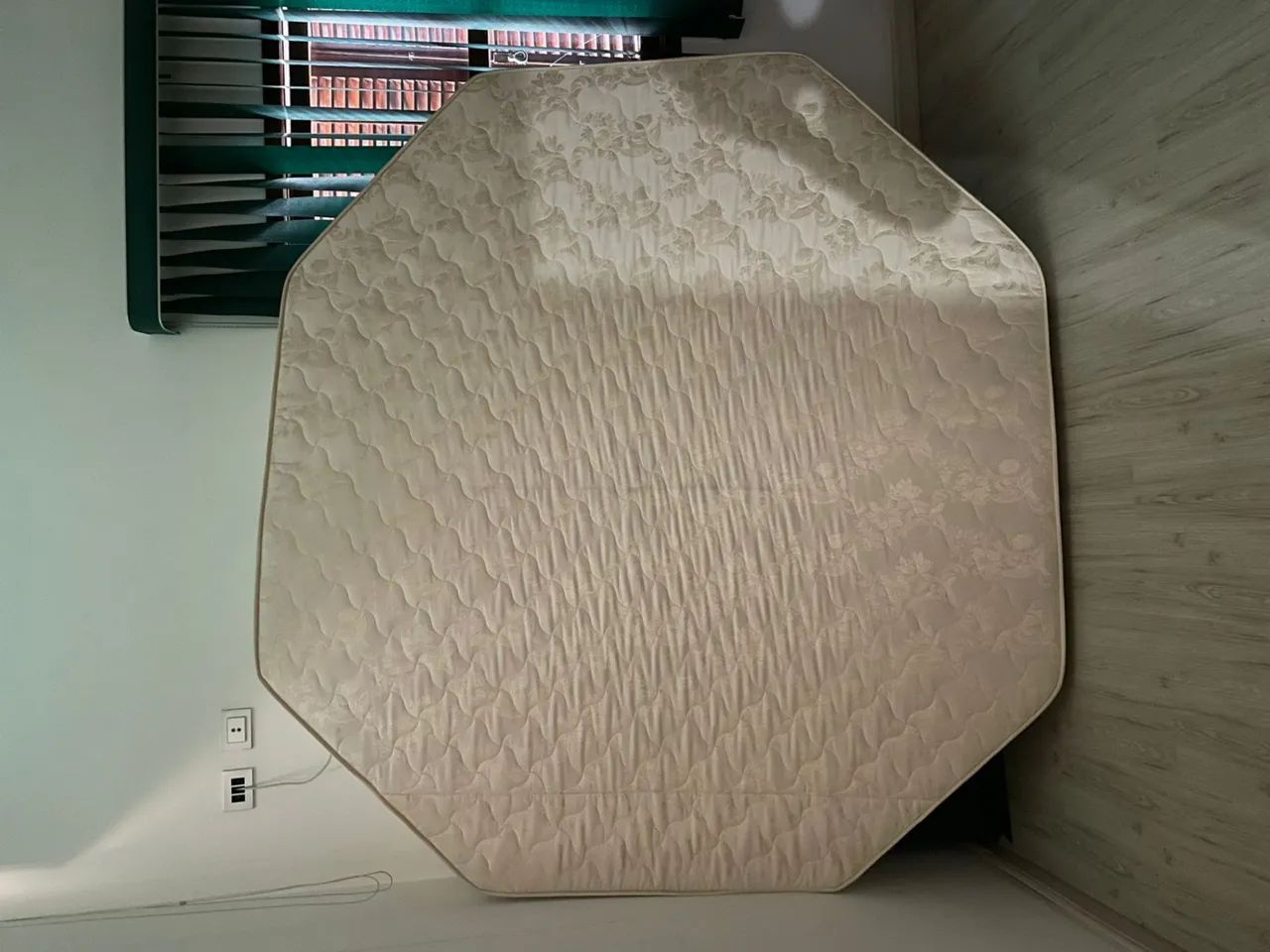 VENDO UM COLCHÃO FEITO POR ENCOMENDA - Foto 3