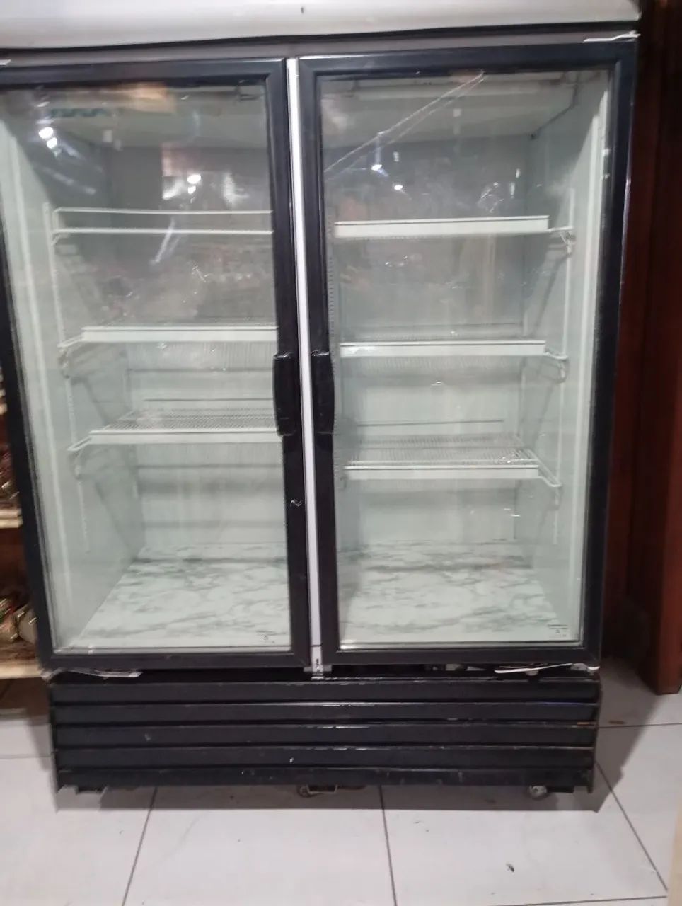 Expositor Metalfrio vertical