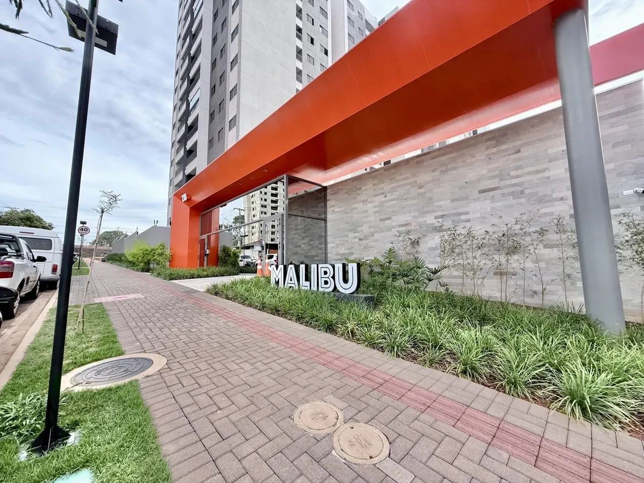 Apartamento Garden 2 dorms 70m² Edifício Malibu Aurora Londrina