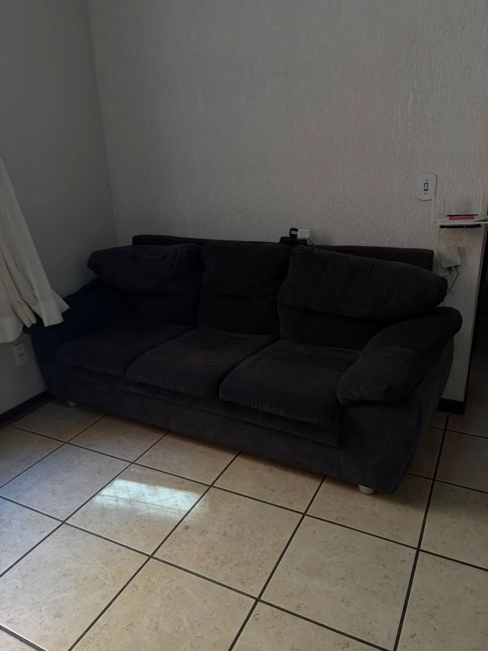 Sofá três lugares - Foto 2