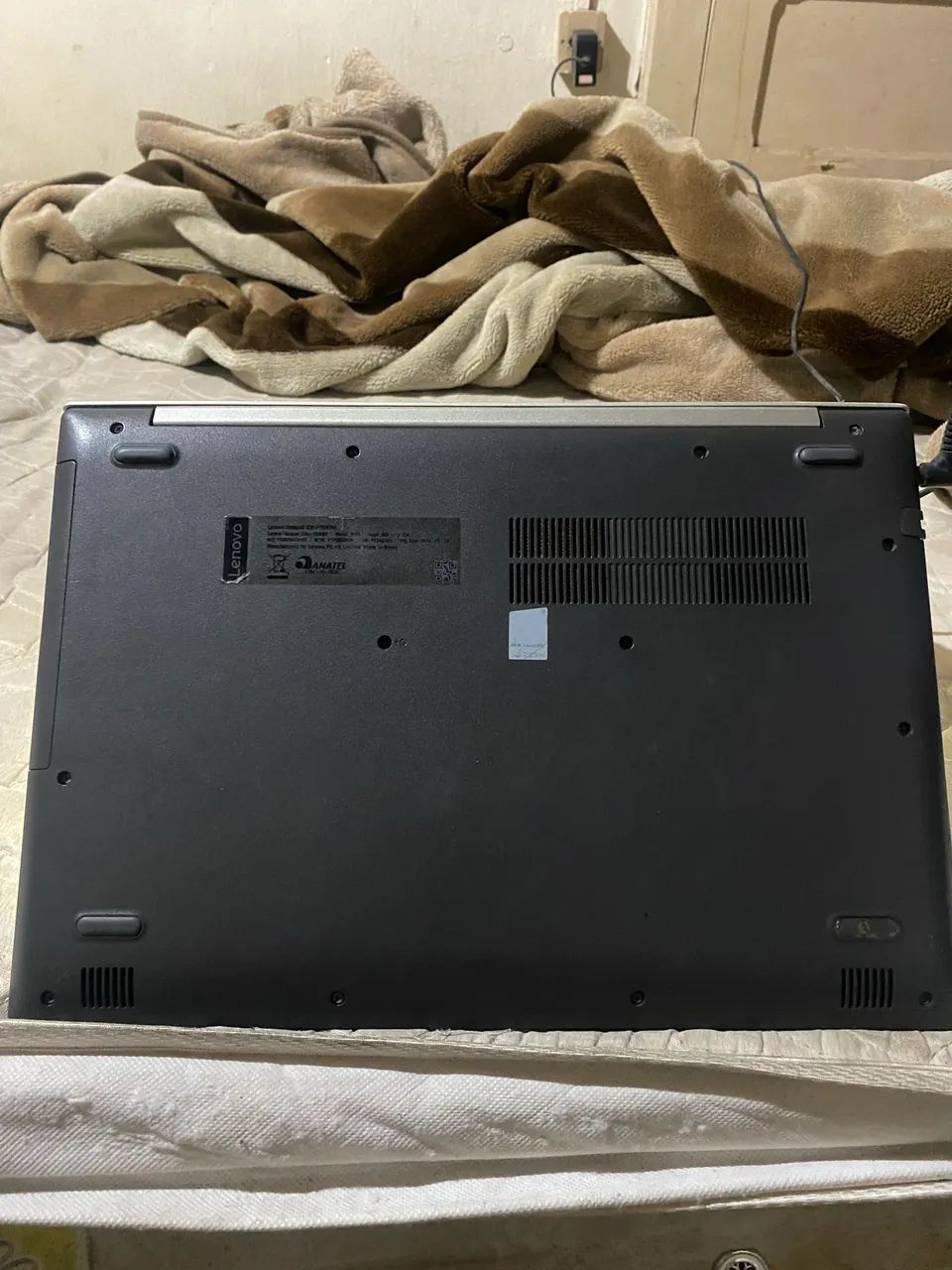 Vendo notebook Lenovo semi novo - Foto 3