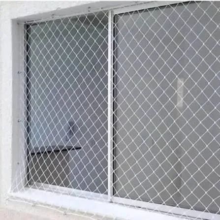 Redes de proteção para varandas janelas quadras de esporte e etc  - Foto 4