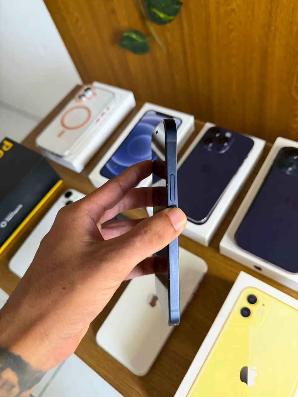 IPHONE 12 64GB OPORTUNIDADE  - Foto 3