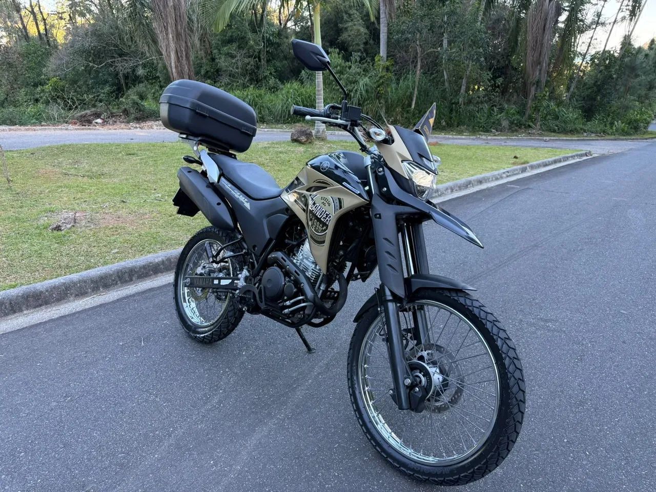 Lander 250 novíssima  - Foto 2