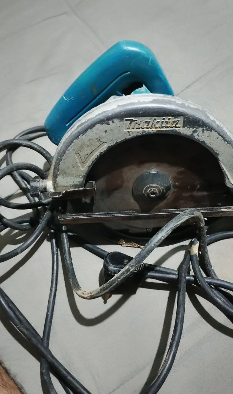 Serra circular makita