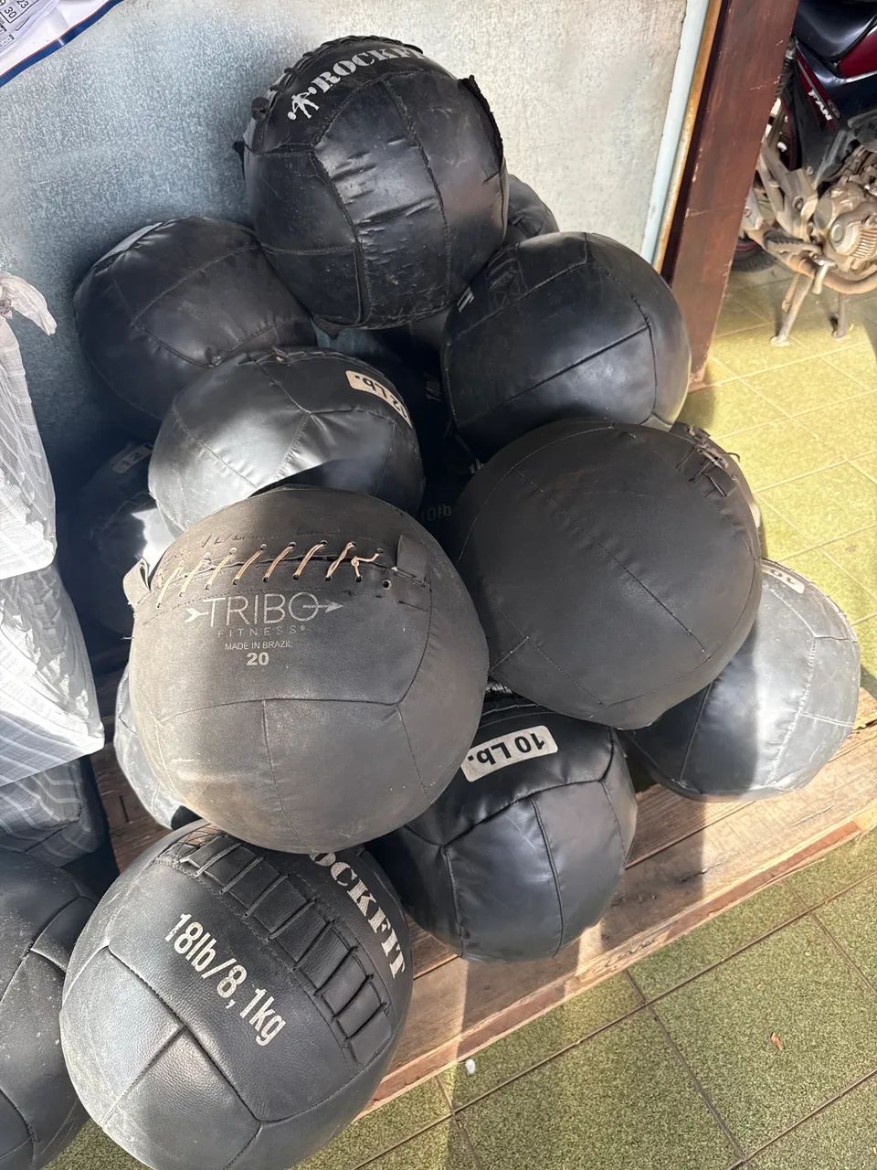 Wall ball usada 6 libras a 16 libras 