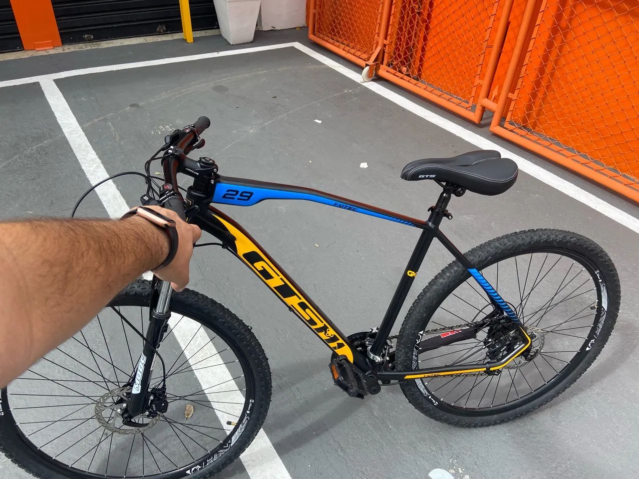 Bicicleta GTSM1 ARO 29 