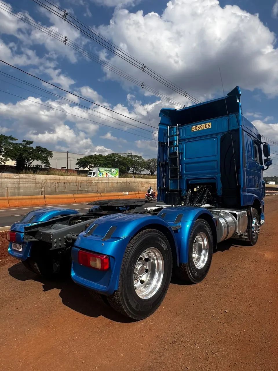 Oportunidade** Conjunto com baixo km único Dono todo revisado só pegar e trabalhar. - Foto 5