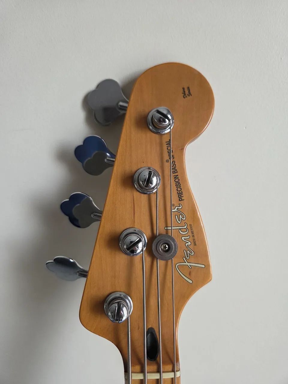 Baixo Fender Special Deluxe PJ - Foto 3