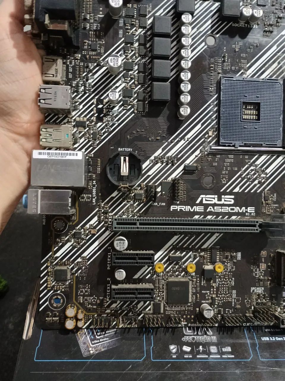 Placa Mae Asus PRIME A520M-E - Com defeito  - Foto 2