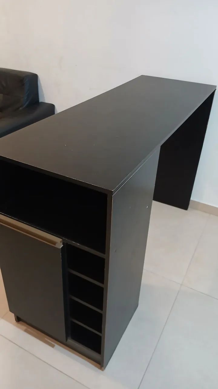 Mesa americana com 4 banquetas altas reguláveis - Foto 3