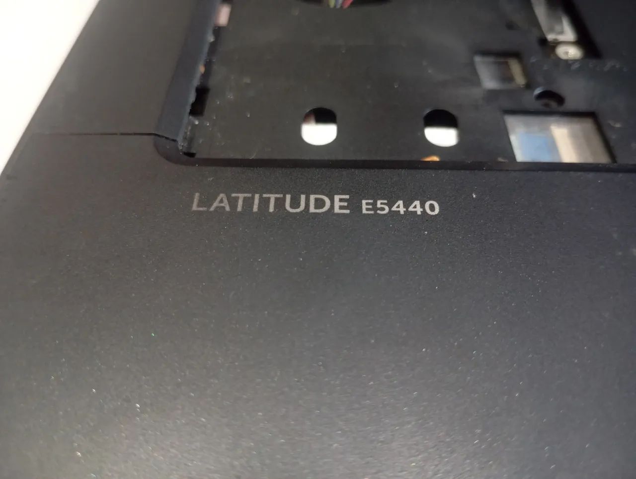 NOTEBOOK DELL LATITUDE E5440- SO A CARCAÇA - LEIA TODO ANÚNCIO  - Foto 2