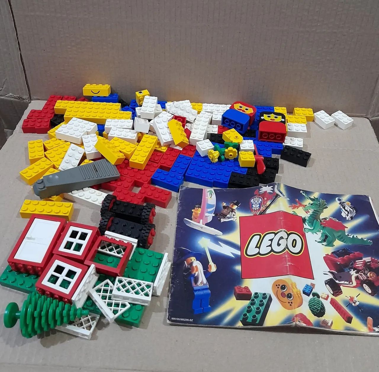 Balde de Lego original completo Anos 90 - Foto 2