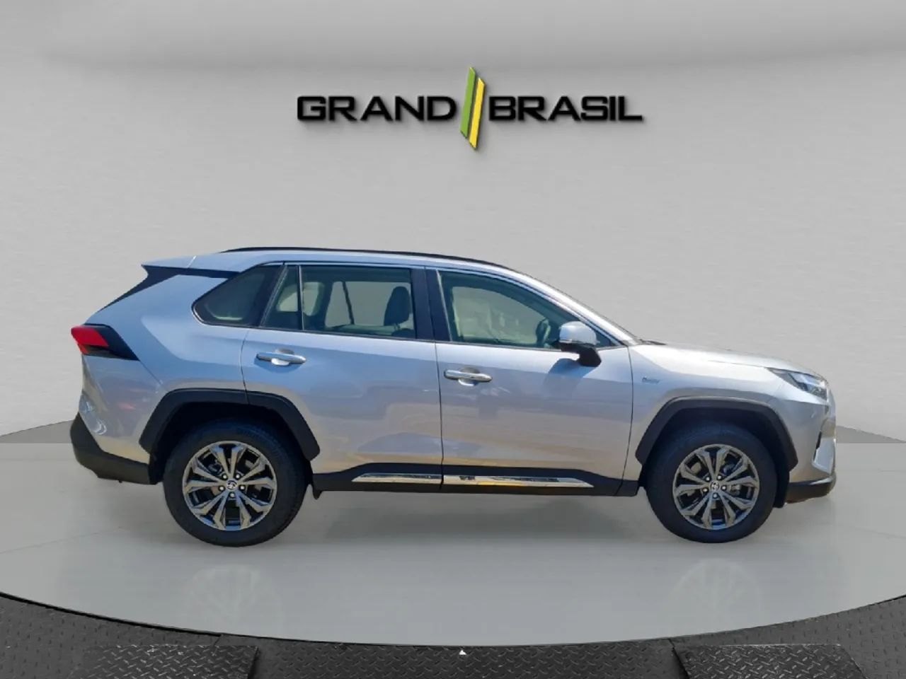Toyota RAV4 2.5 SX Connect 4X4 Hybrid AUT, foto 2 de 12