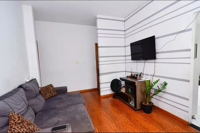 Casa à Venda - Centro, 8 Quartos, 89 m2 - Foto 3