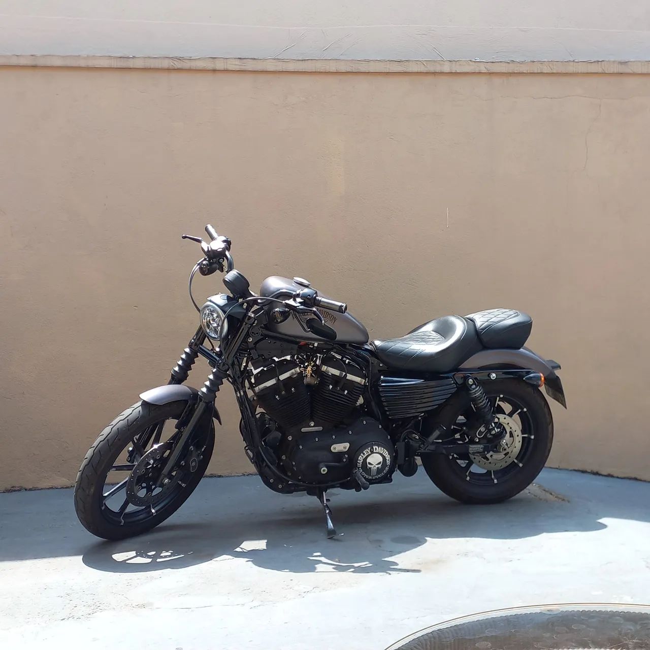 Harley  Davidson 883 IRON NOVÍSSIMA  - Foto 2