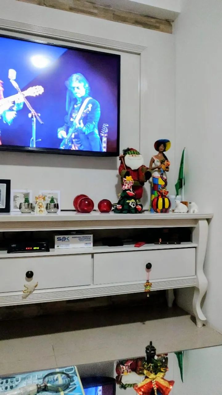 Rack e Painel em Madeira Maciça  - Foto 3