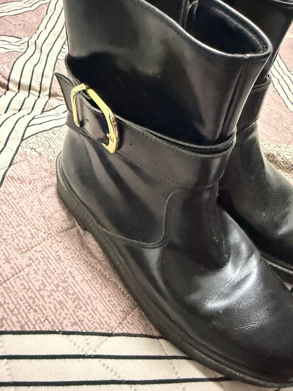 Bota preta TAM 38