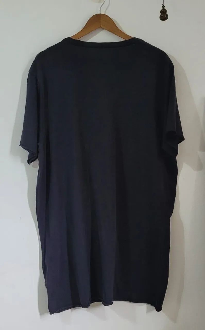 camiseta preta youcom long tam GG - Foto 4
