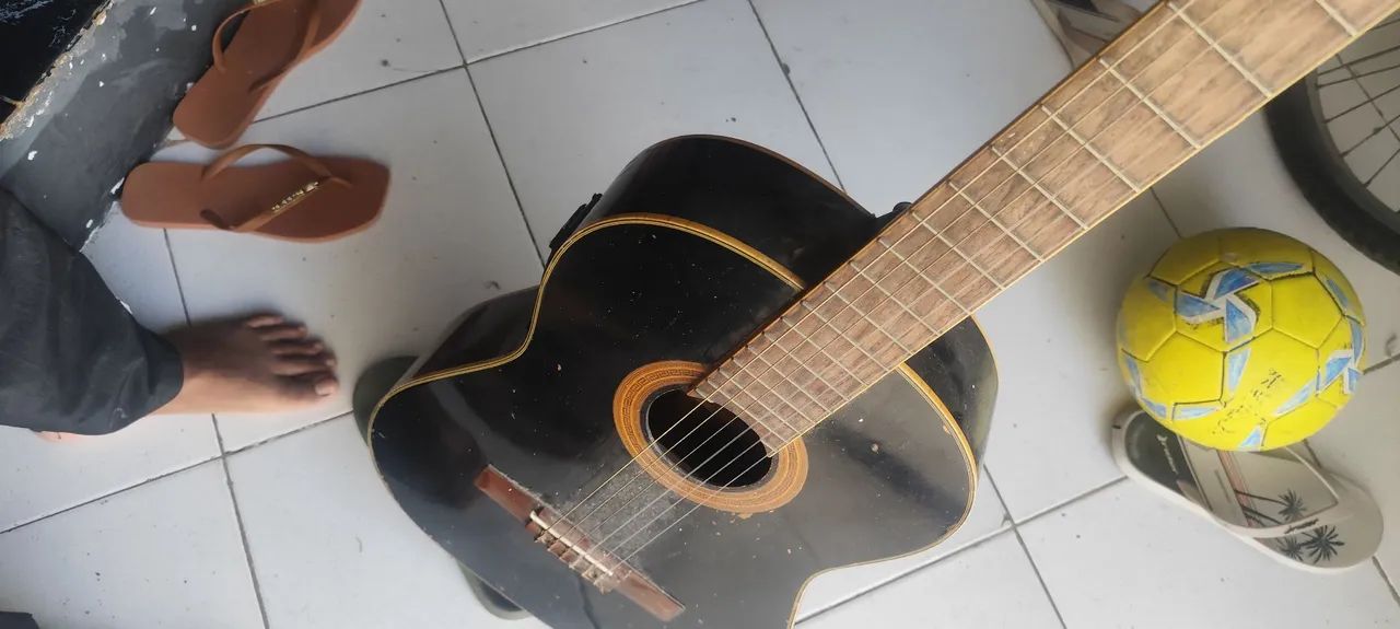 Violão eagle dh69 com marcas de uso  - Foto 3
