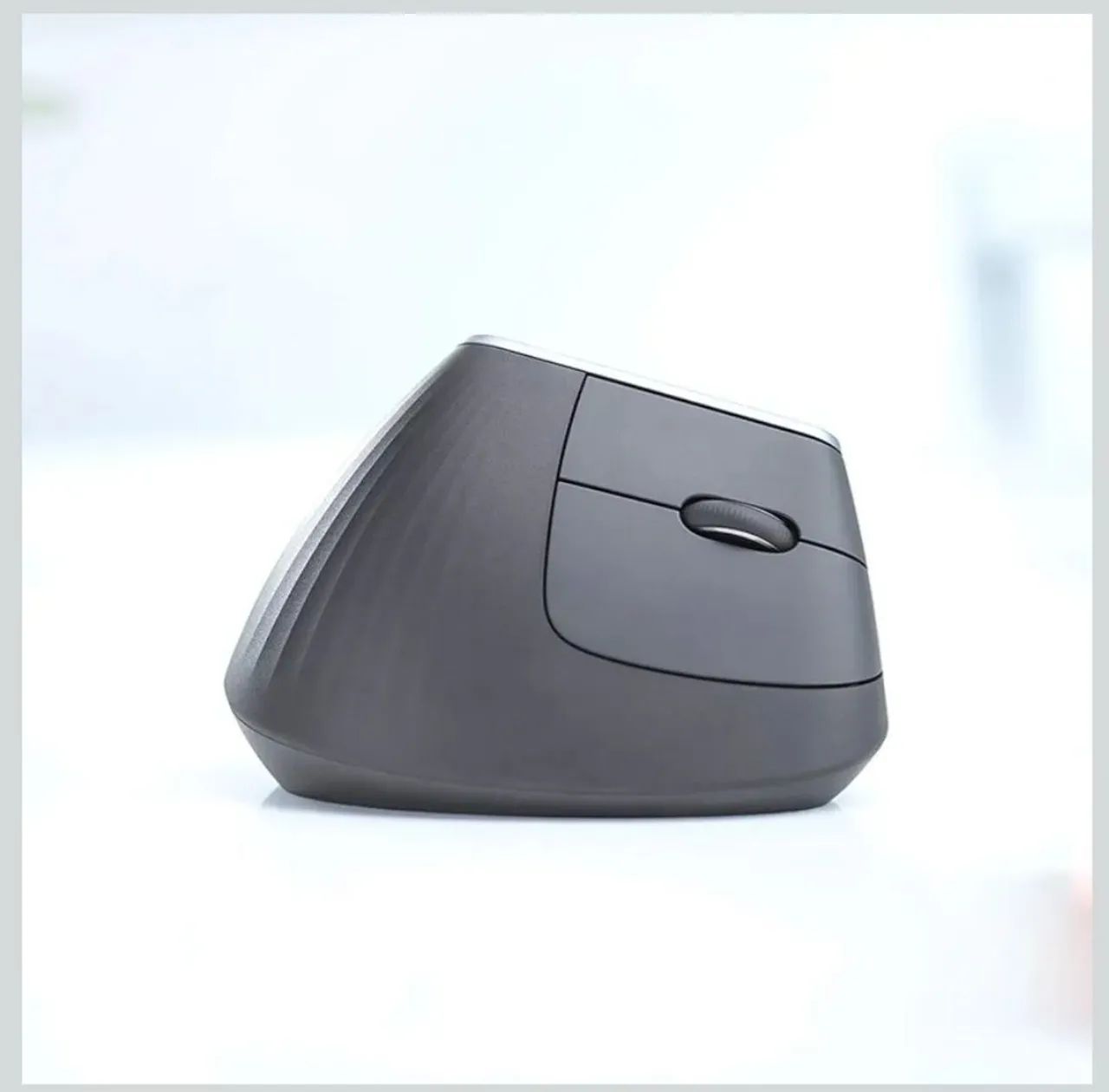 Mouse sem fio MX Vertical Logitech - Novo Lacrado