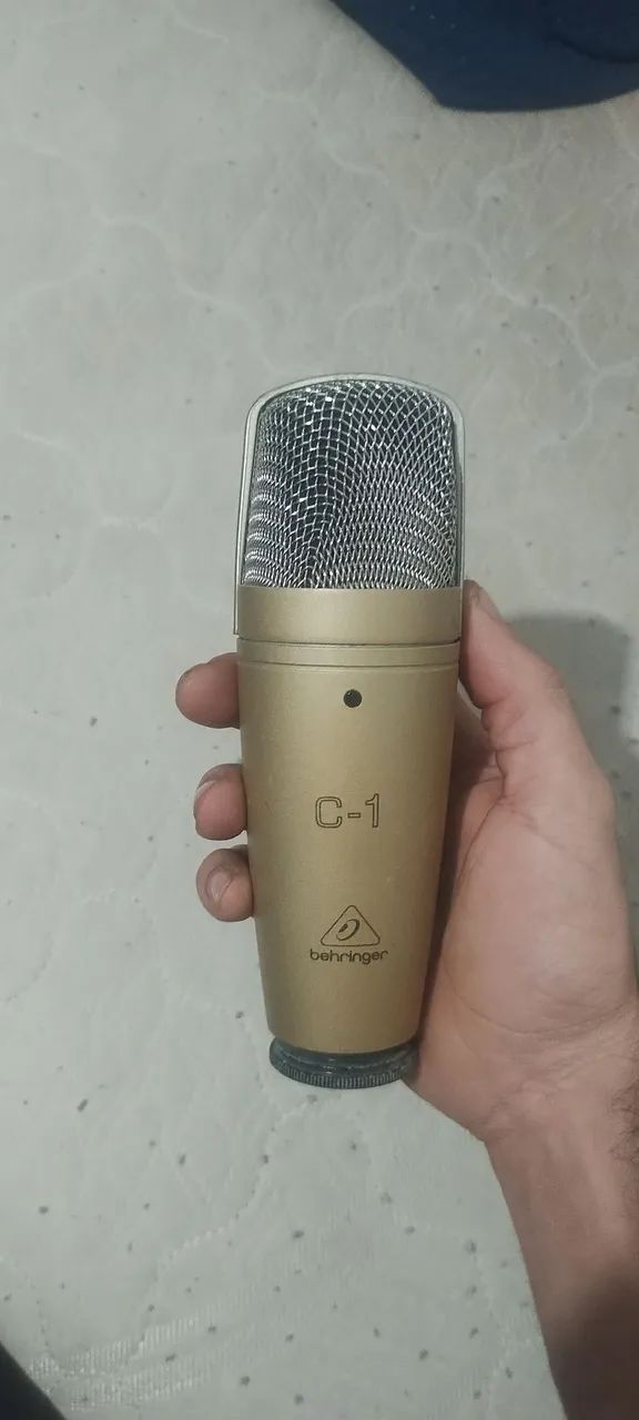 Microfone Behringer C1 