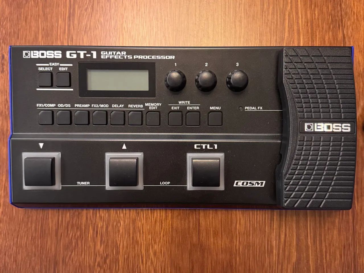 Pedaleira Boss GT-1