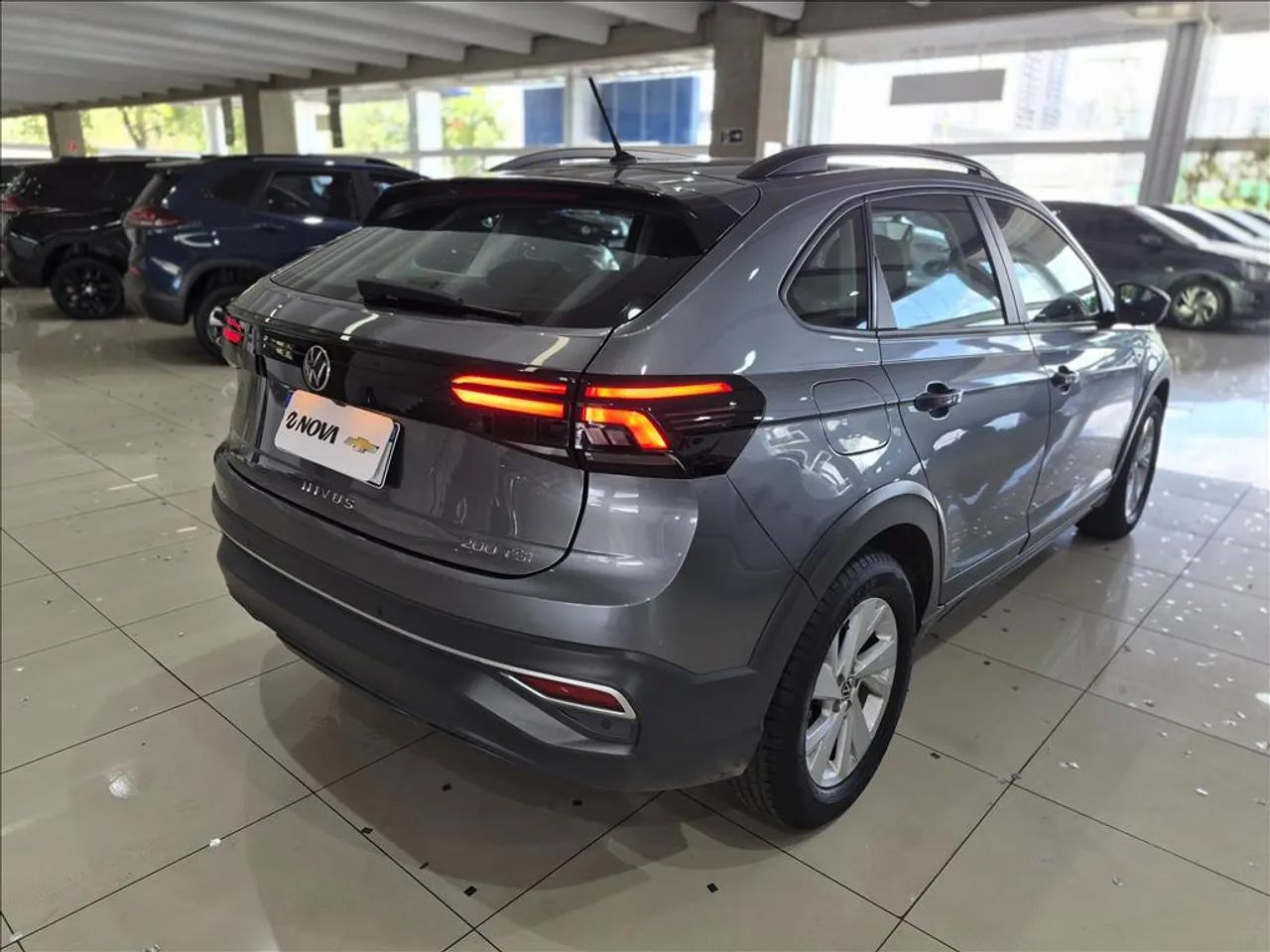 Volkswagen Nivus Comfortline 1.0 200 TSI Flex Aut., foto 12 de 14