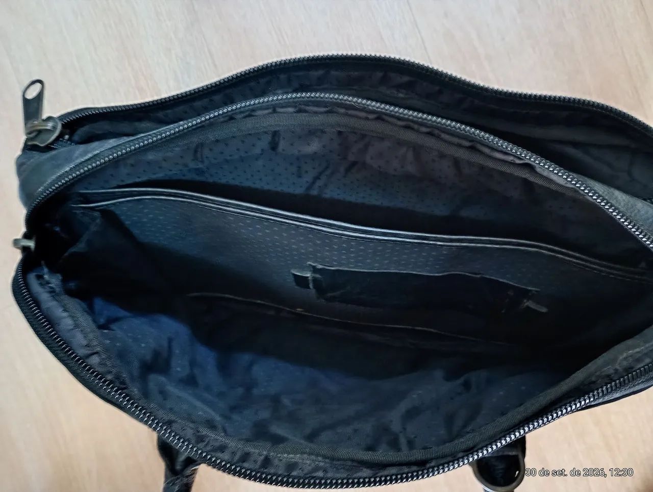 Maleta / bolsa/ pasta em couro legítimo para laptop e documentos  - Foto 3