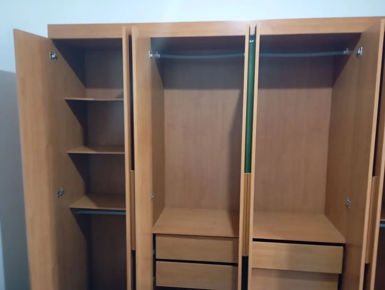 Guarda roupas novo  - Foto 2