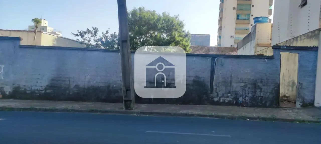 Terreno a venda no bairro Centro+