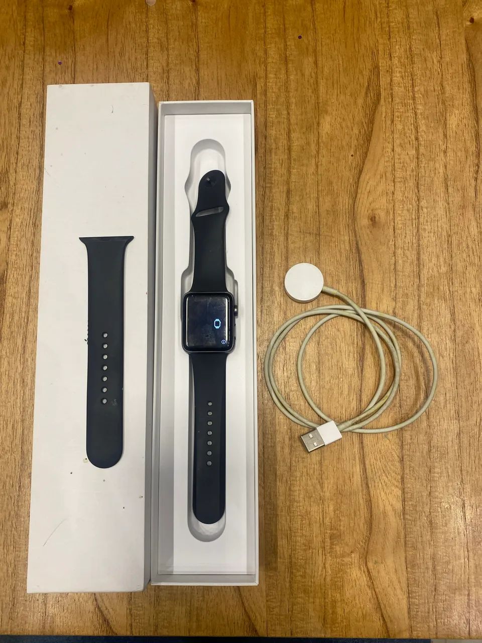 Apple Watch série 3 - 42mm space gray - MTF32BZ/A - Smartwatches